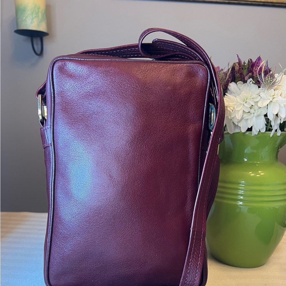 LONGCHAMP Elegant Burgundy Leather Men's Crossbody Messenger Bag - UNISEX - Picture 3 of 15